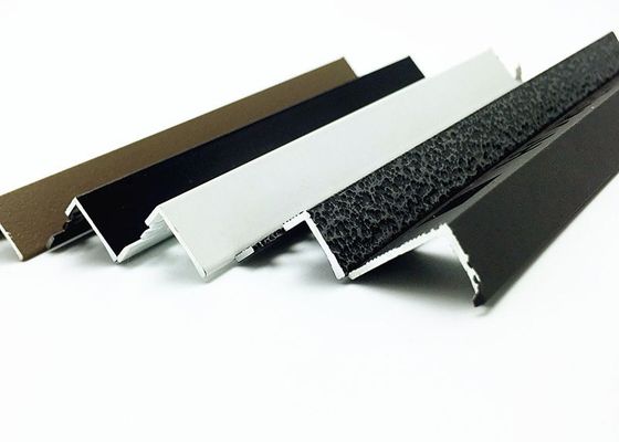 L forma la línea divisoria matálica-cerámica de aluminio del piso de Ridge Trims Profil Manufactures Aluminium del borde de la teja