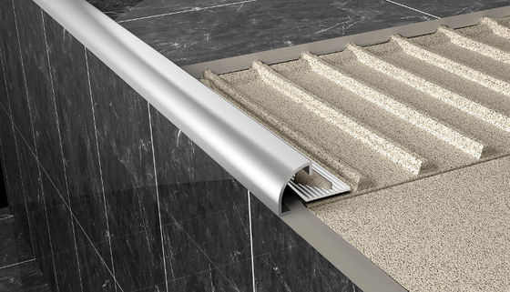 Ajuste decorativo de cerámica de aluminio de la esquina del borde de la teja de las tiras de ajuste de la teja del perfil de la protuberancia