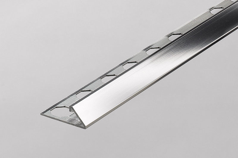 La teja de aluminio del borde del cuadrado de la teja del ajuste de la esquina de aluminio del triángulo arregla el ajuste de la baldosa cerámica