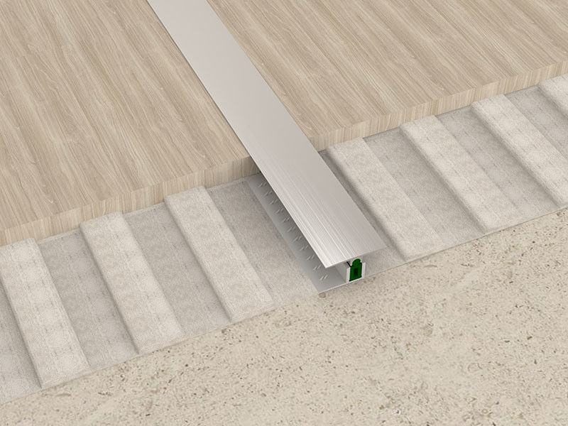 La tira de transición de aluminio de la decoración de madera del piso T formó el metal