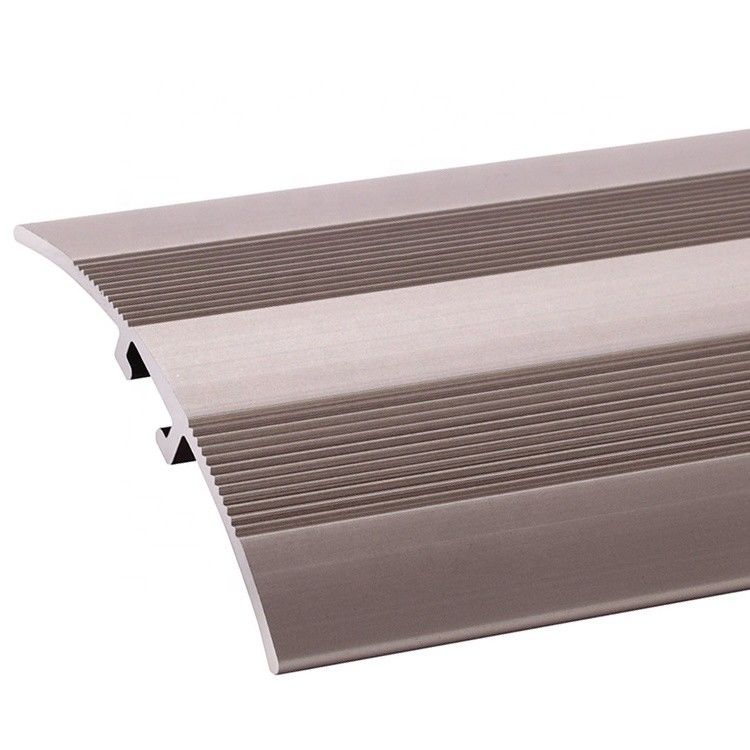 Tira de transición de aluminio metálica para el borde de madera de la teja