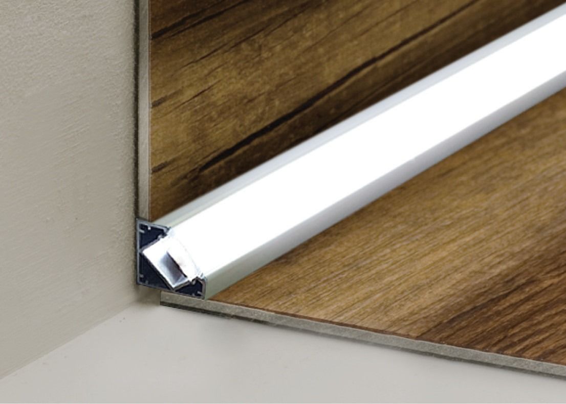 La línea llevada perfil esquina de aluminio de alta calidad del tablero que bordeaba de la aleación de aluminio sacó perfil ligero del LED