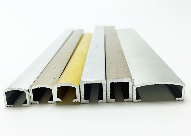 Tiras de ajuste del borde de las características dominantes del perfil de aluminio de la protuberancia y de la baldosa cerámica del tratamiento superficial