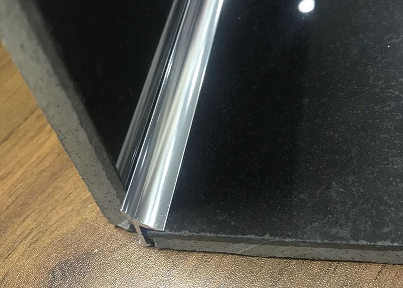 Perfil de aluminio de la protuberancia de la baldosa cerámica de la esquina del borde del ajuste de aluminio del acabamiento