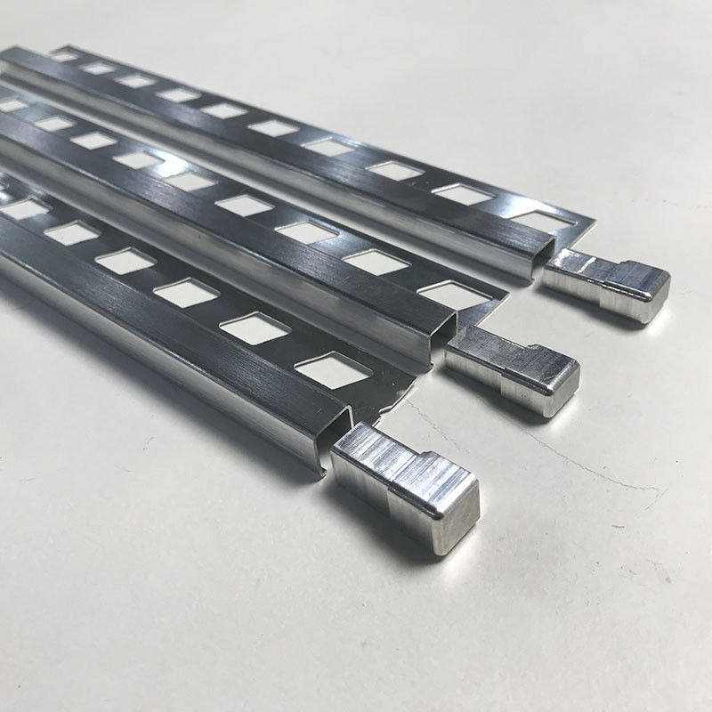 El ajuste de la teja del metal y los pedazos de la transición de la teja suelan el ajuste de aluminio de la teja de la decoración