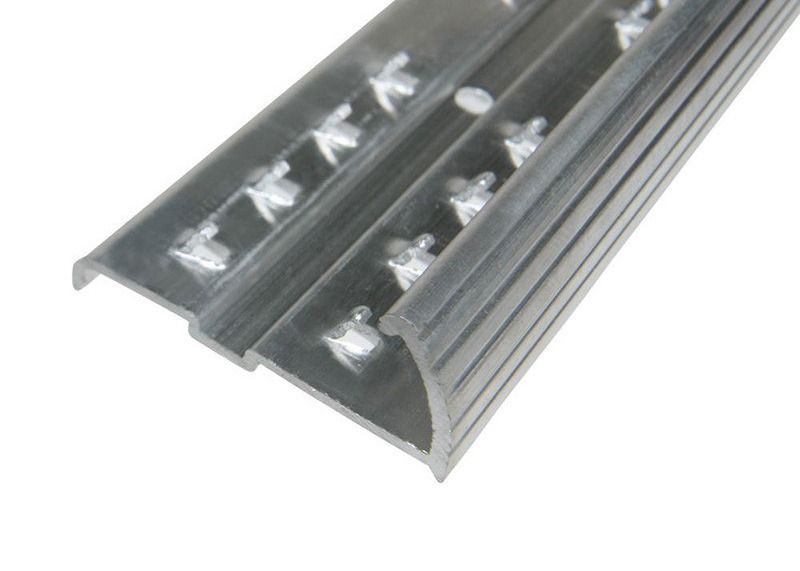 Tiras de ajuste cuadradas de aluminio de la teja de la alfombra del ajuste de la alfombra del borde