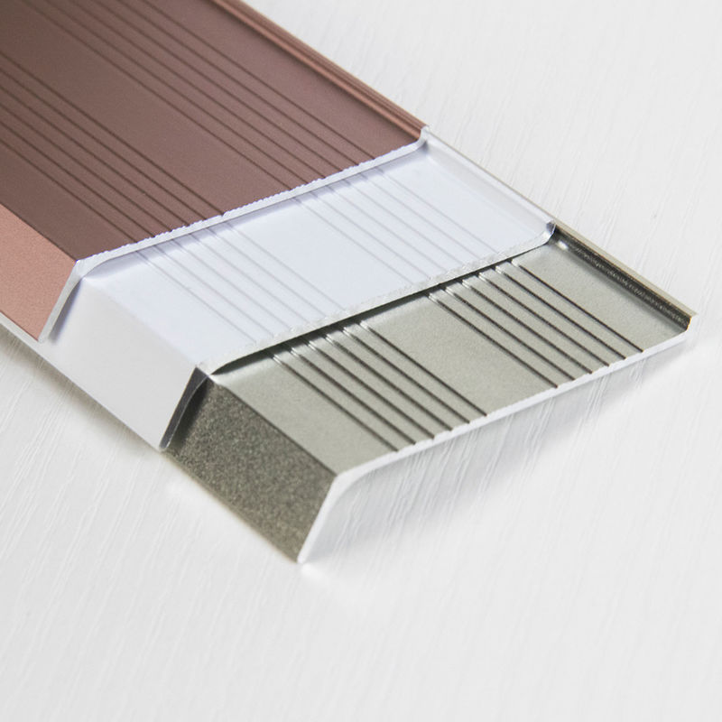 Rodapié de aluminio auto-adhesivo del armario de cocina de la protección de la pared del tablero que bordea