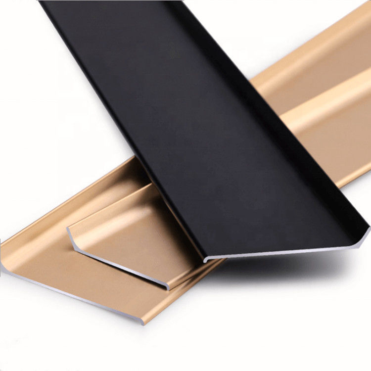 Accesorios comunes de los rodapiés del finger de aluminio decorativo del tablero que bordea del piso