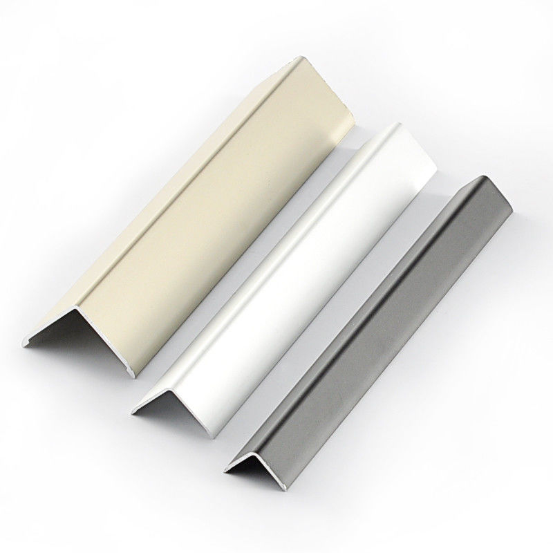 Línea de la esquina externa convexa ajuste de 90 grados de la teja hecho de la aleación de aluminio del PVC SS
