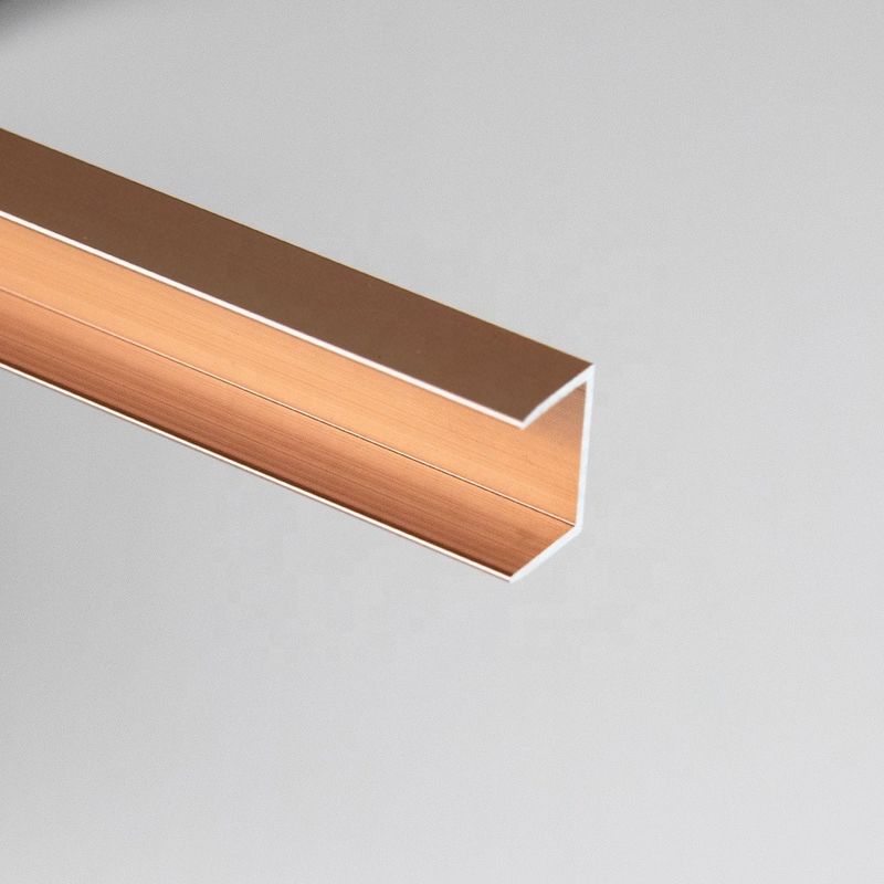 La decoración de aluminio del ajuste de la teja del oro del cepillo de 10M M pulió