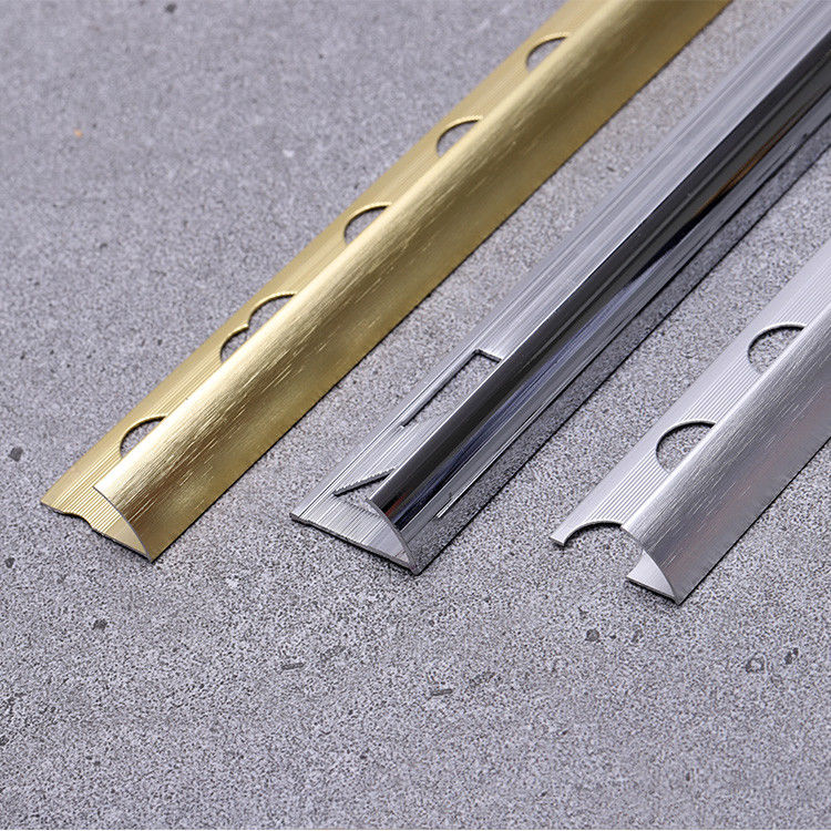 Canal U de cerámica del cuarto de baño alrededor del ajuste de aluminio el 1.8m de la teja