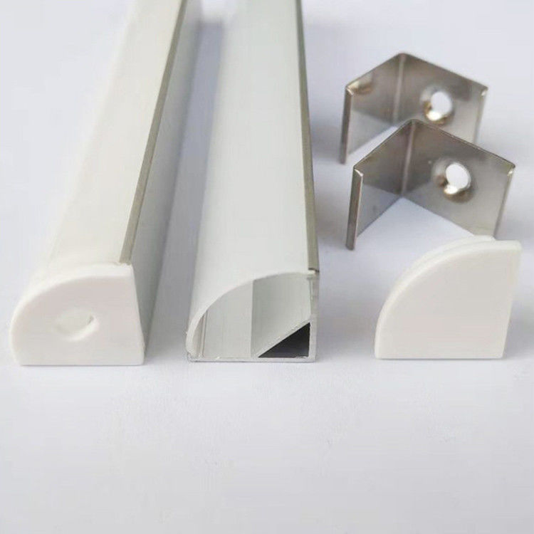 los 2.7m ahuecaron el perfil de aluminio del LED para la luz de tira llevada